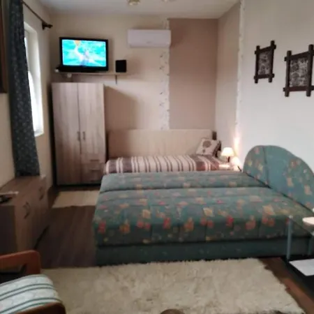 Szederszem Apartment